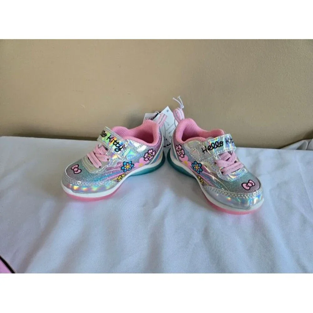 Hello Kitty Light up Sneakers - Toddler size 6 - NEW